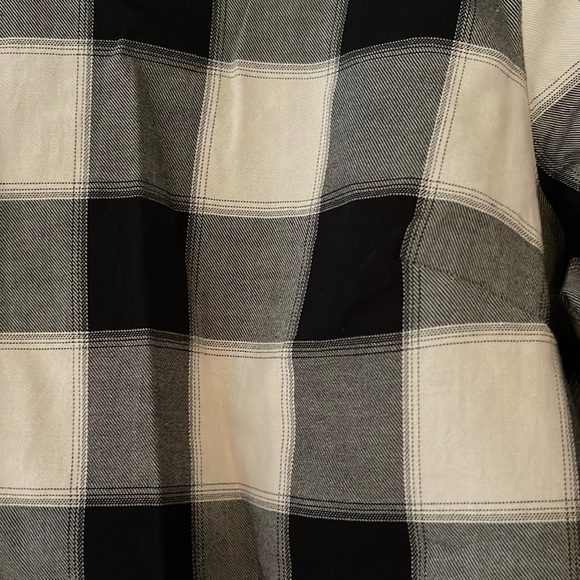 Talbots Blouse Size LP - Picture 3 of 9